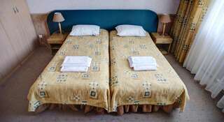 Гостиница Ривьера   Максимиха Двухместный номер с 1 кроватью или 2 отдельными кроватями-5